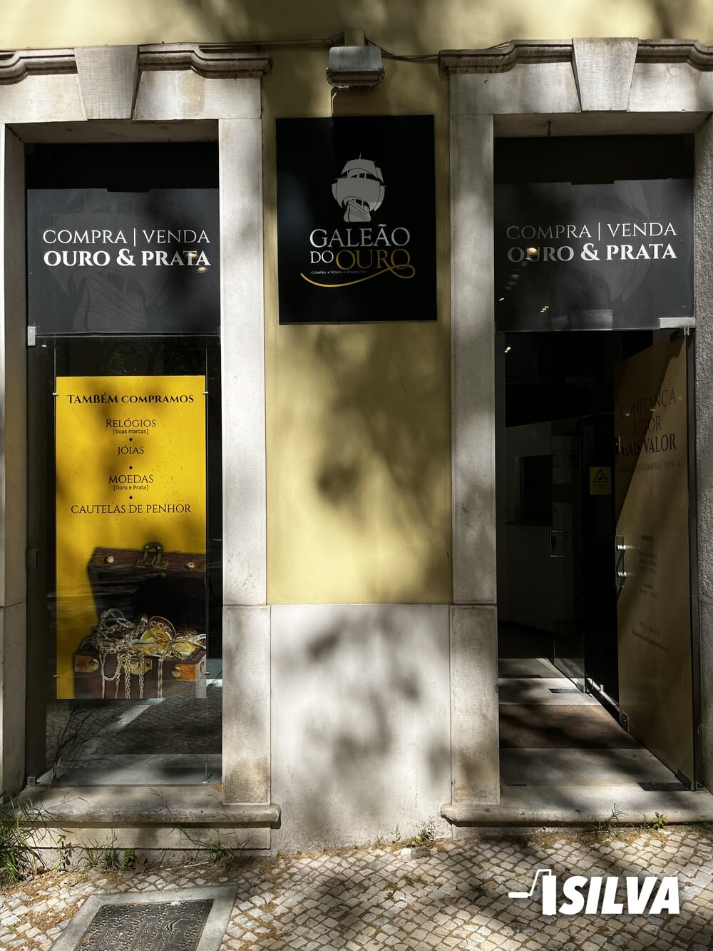 Pintura e acabamento de espaço comercial